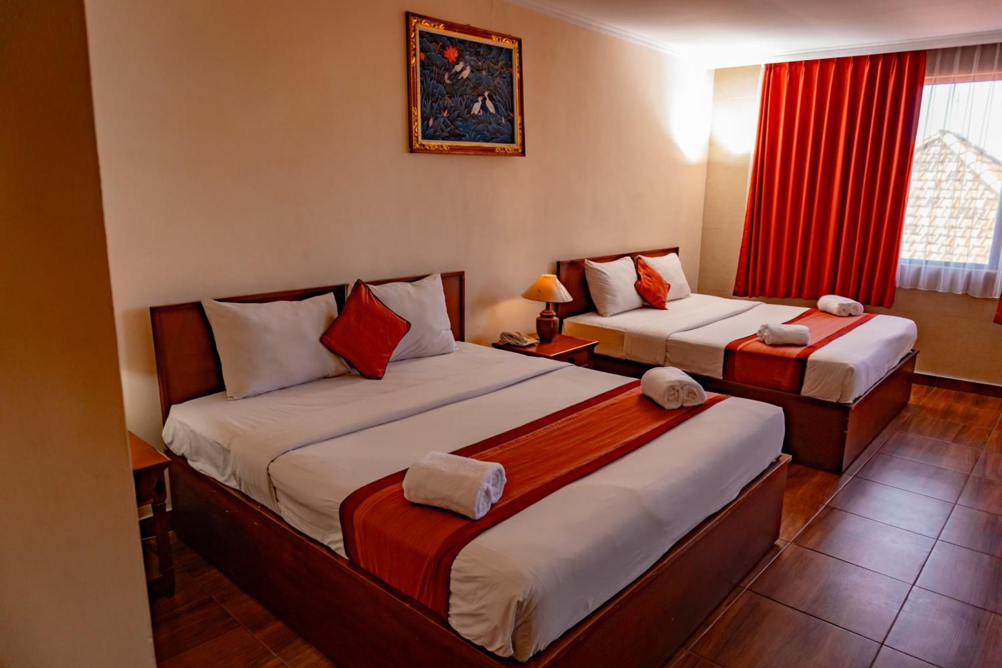 Hotel Puri Dibia Kuta Кута Екстериор снимка